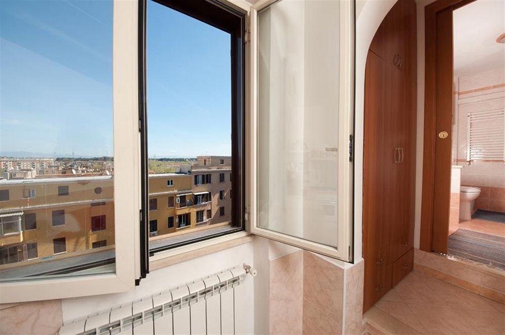 Apartmán Terrazza San Pietro Řím Exteriér fotografie