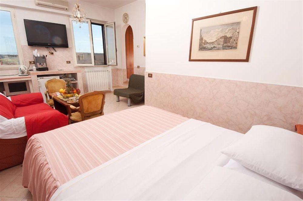 Apartmán Terrazza San Pietro Řím Exteriér fotografie